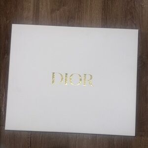 Dior Elegant Gold on White Giftbox